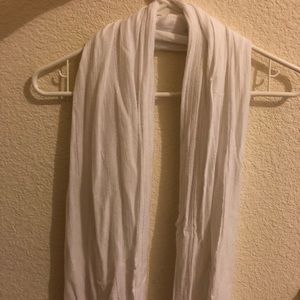 $1 bundle add on: 2 scarves